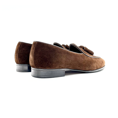 Men’s brown suede tassel loafer