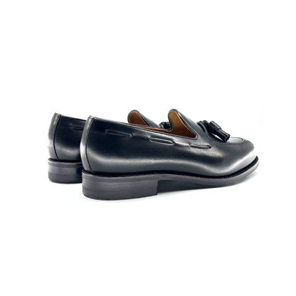 Berwick 1707 Goodyear welt tassel loafer, black Dainite sole